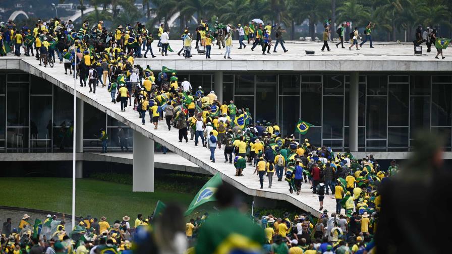 Los 10 riesgos políticos que amenazan a América Latina en 2023, según índice Los 10 riesgos políticos que amenazan a América Latina en 2023, según índice