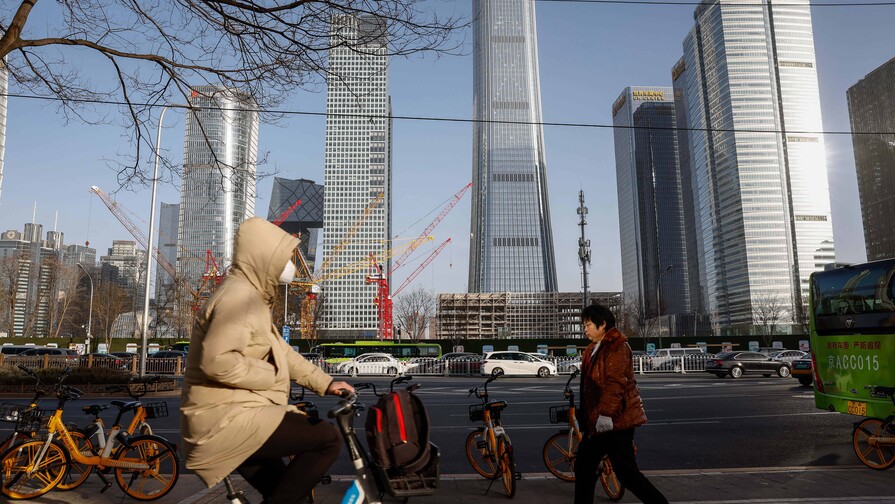 Las emisiones de China caen en el segundo trimestre debido a guerra en Ir&aacute;n