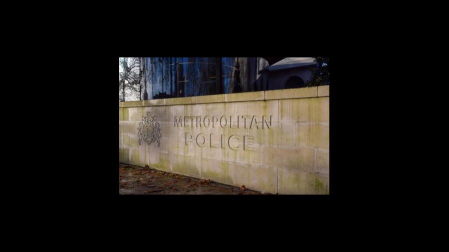 Un agente de la Policía Metropolitana de Londres se declara culpable de 49 delitos sexuales