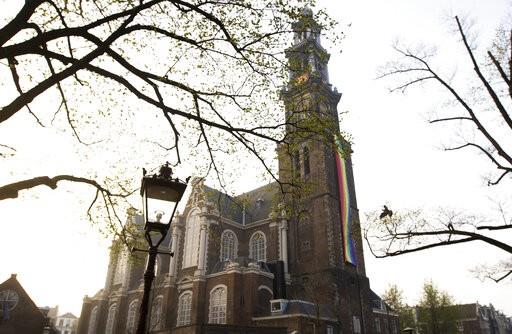 Holanda: Aprueban enmienda para prohibir la discriminación