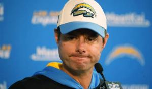 Chargers: Staley sigue, despiden a coordinador ofensivo