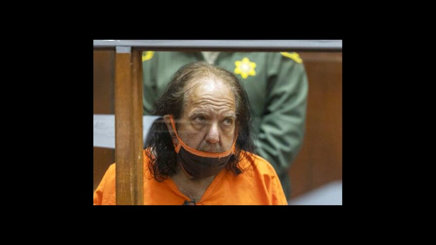 Juez declara al actor porno Ron Jeremy no apto para juicio por violación