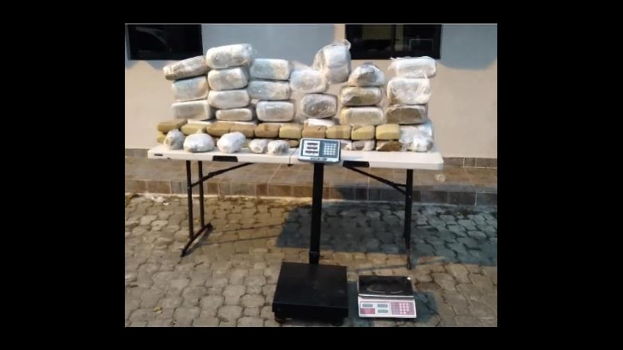 Ocupan 46 pacas de marihuana durante operativo en Los Ríos 
