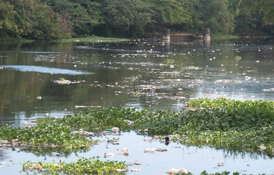 Abinader anuncia plan de rescate de ríos Ozama, Yaque del Sur y otras fuentes hidrográficas