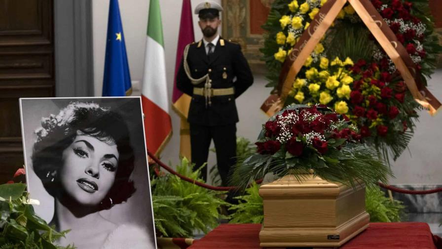 Abre la capilla ardiente para dar el último adiós a Gina Lollobrigida