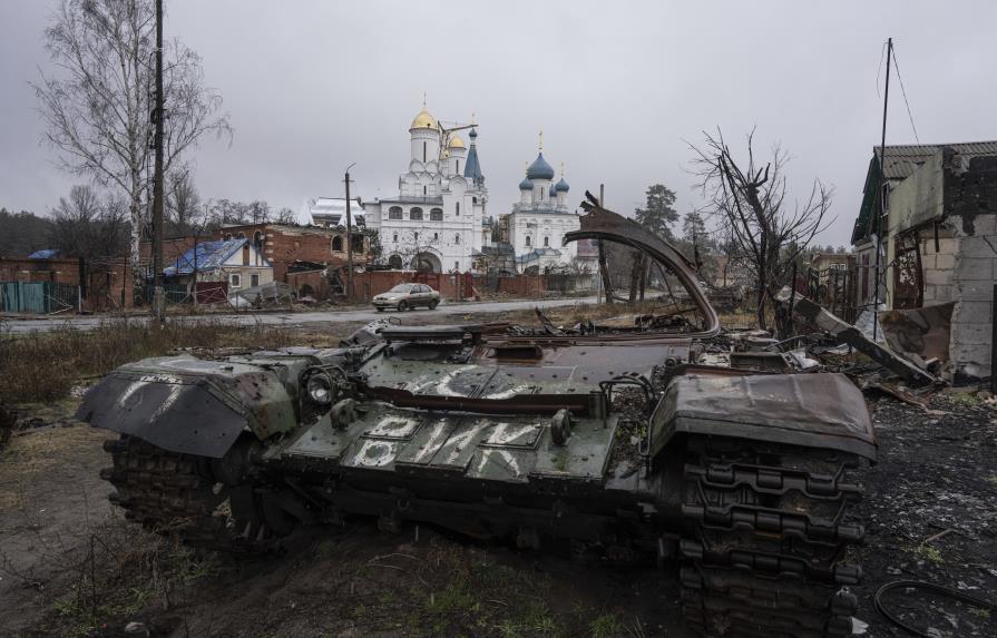 Congresistas de EEUU presionan a la Casa Blanca para envío de más armamento a Ucrania