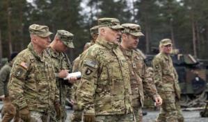 Los jefes militares de EEUU y Ucrania se reúnen en una base en Polonia 