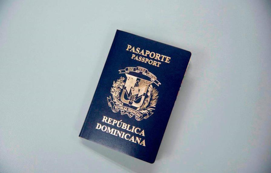 El proceso a seguir para colocar sello a pasaportes por renovación