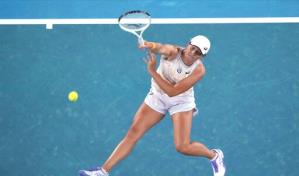 Swiatek supera f&aacute;cilmente a Osorio en Australia