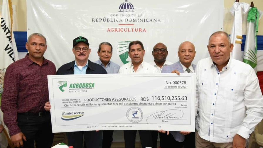Gobierno paga más de RD$116 millones a productores afectados por huracán Fiona en el Nordeste Gobierno paga más de RD$116 millones a productores afectados por huracán Fiona en el Nordeste