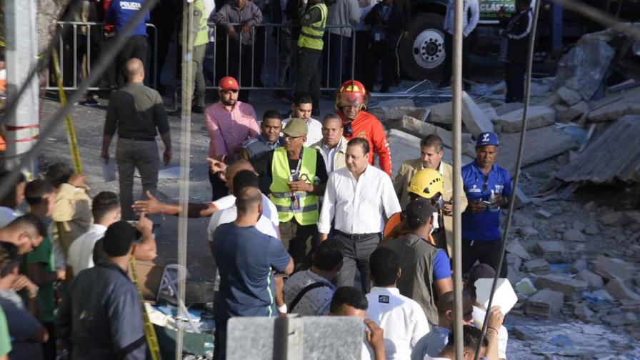 Abel Martínez se solidariza con pueblo vegano por derrumbe de edificio