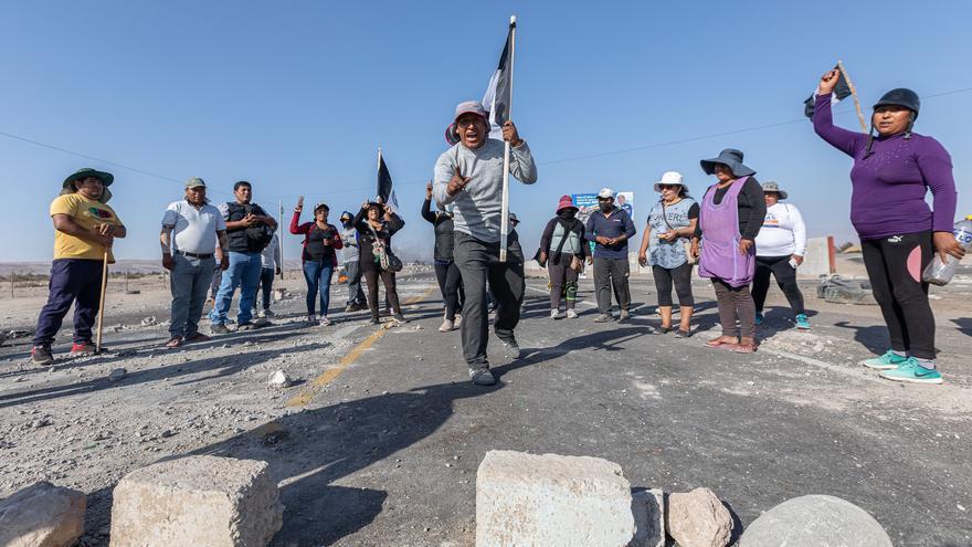 Cierra el aeropuerto de Cuzco por las protestas antigubernamentales