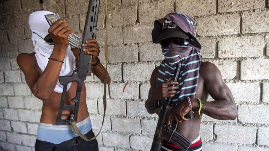 Como en una guerra: policía mata 19 miembros de la banda Ti-Rach en Haití Como en una guerra: policía mata 19 miembros de la banda Ti-Rach en Haití