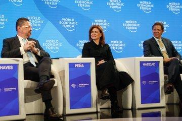 Raquel Peña destaca el apoyo del Gobierno a las mipymes durante foro de Davos, Suiza