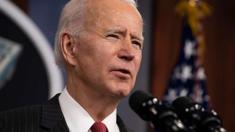Biden se reunirá con McCarthy para pedir aumento del tope de la deuda Biden se reunirá con McCarthy para pedir aumento del tope de la deuda