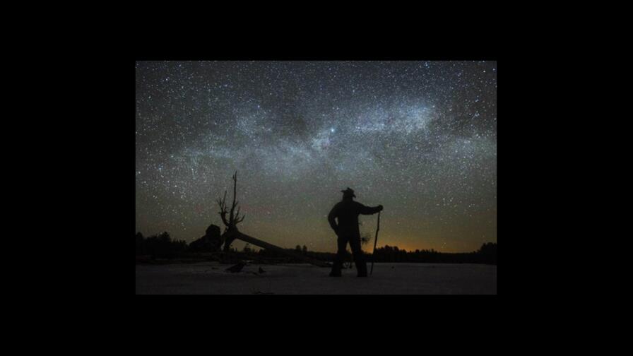 Cielos más brillantes hacen que estrellas se vean más tenues