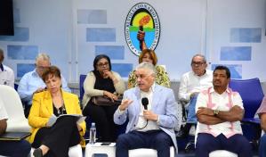 Miguel Vargas llama al liderazgo congresual a escuchar a la iglesia en su carta pastoral