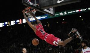 VIDEO | LaVine anota 30 y Bulls doblegan a Pistons en París