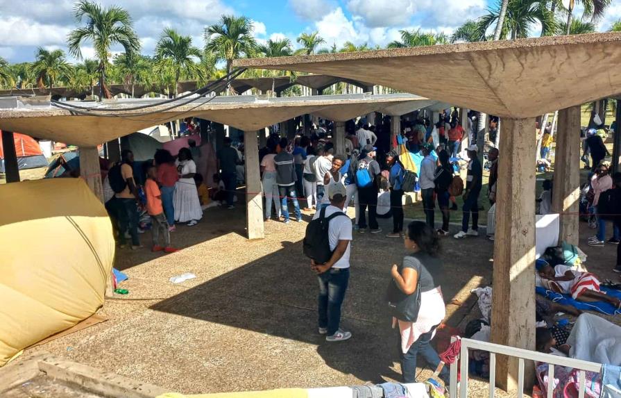 Cientos de peregrinos visitan la basílica de Higüey para venerar a la virgen de La Altagracia