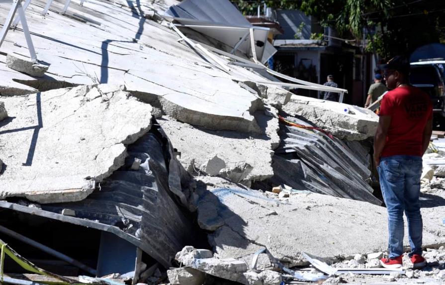 Inician investigación sobre derrumbe de edificio en La Vega