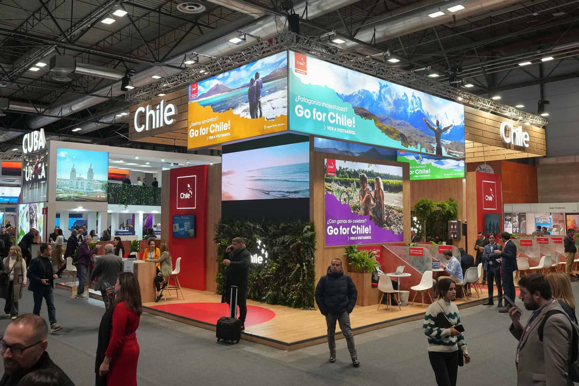 Atmosphere at the Paraguay stand