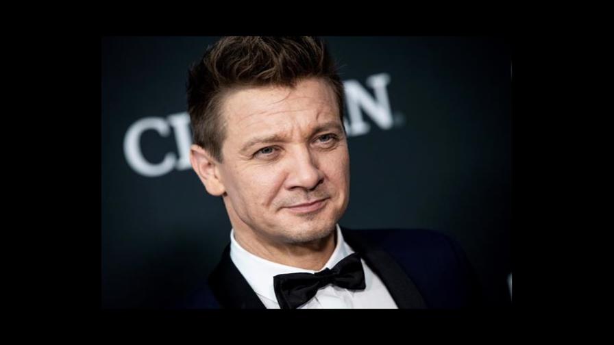 El actor Jeremy Renner señala que se rompió más de 30 huesos en su accidente El actor Jeremy Renner señala que se rompió más de 30 huesos en su accidente