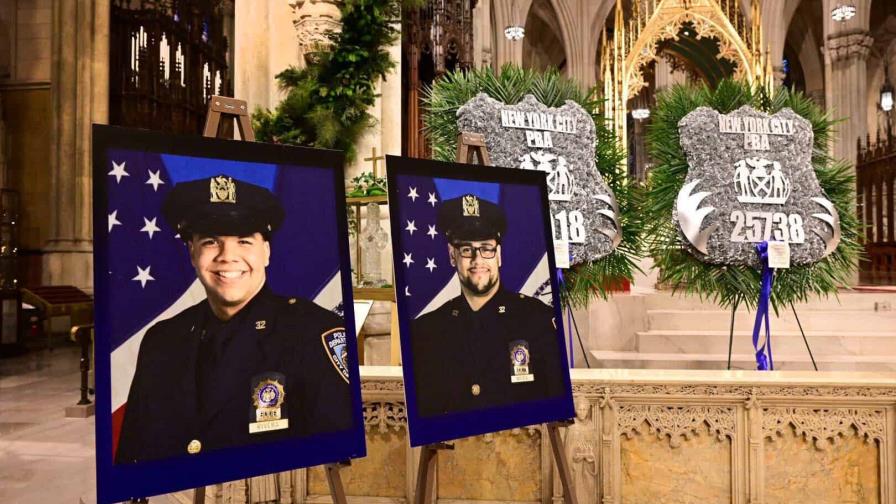 Conmemoran primer aniversario del asesinato de dos oficiales dominicanos mientras asistían una llamada del 9-1-1 en NY