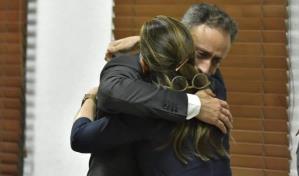 Abogados del exprocurador Jean Alain Rodr&iacute;guez esperan por su salida en las puertas de Najayo