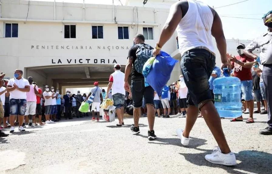 Derechos Humanos pide libertad para los presos con delitos menores en República Dominicana
