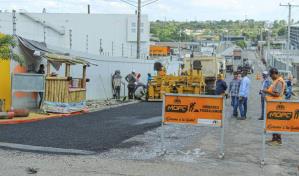 Reinician plan de asfaltado en Los Alcarrizos