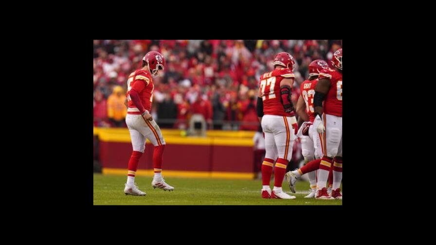 Mahomes sufrió esguince de tobillo derecho