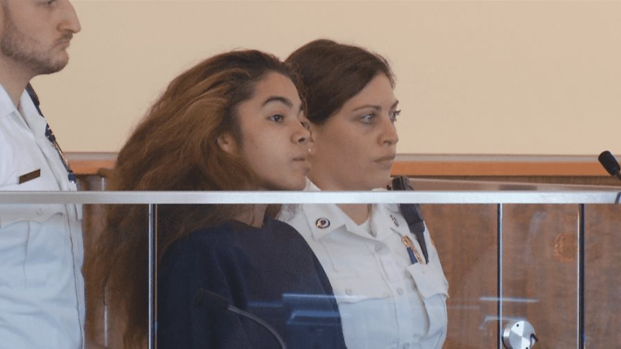 Joven es condenada a cadena perpetua en EE.UU. por asesinar a una mujer de 68 años que quería adoptarla