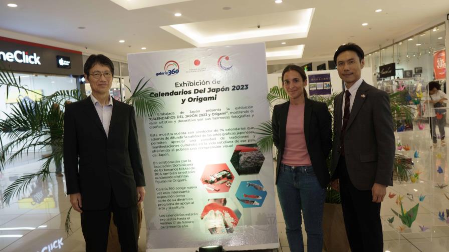 Inauguran exhibición “Calendarios del Japón 2023 y Origami”