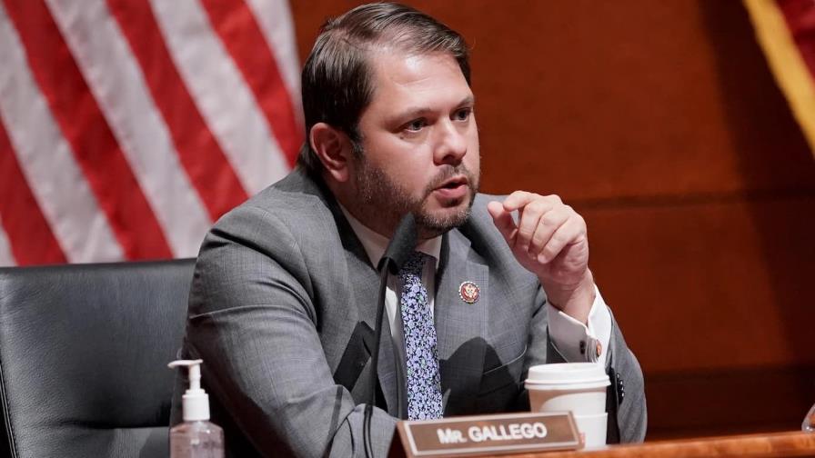 El demócrata Rubén Gallego buscará en 2024 el escaño de la senadora Sinema El demócrata Rubén Gallego buscará en 2024 el escaño de la senadora Sinema
