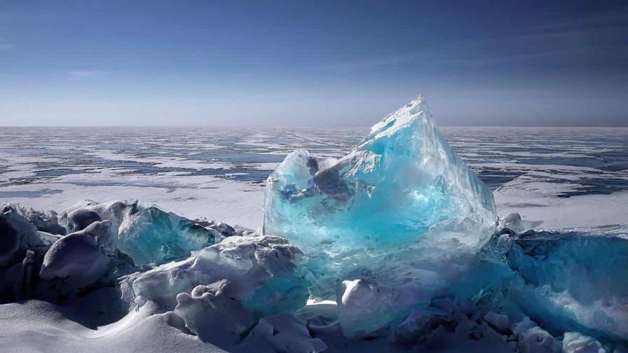 Un iceberg 15 veces más grande que París se desprende de la Antártida Un iceberg 15 veces más grande que París se desprende de la Antártida