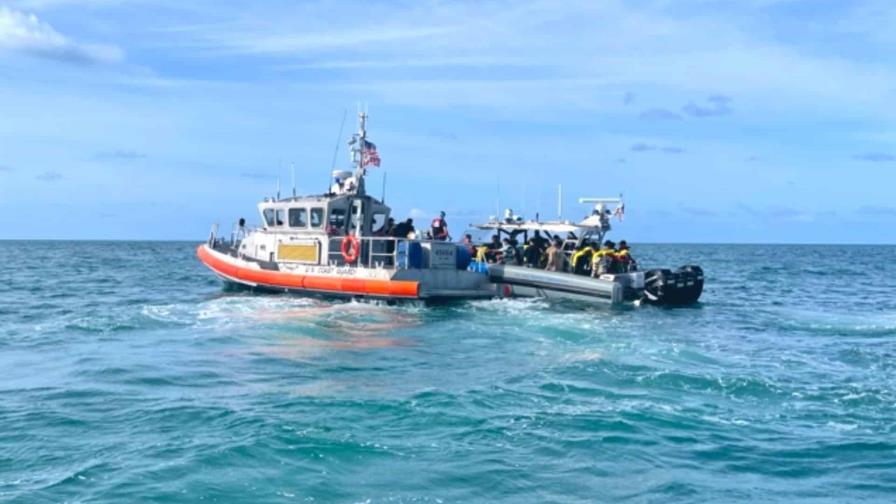 EEUU devuelve a Cuba 68 migrantes irregulares interceptados en el mar