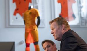Koeman promete estilo ofensivo al volver como DT de Holanda