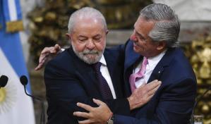 Lula y Fern&aacute;ndez defienden avanzar en proyecto de moneda com&uacute;n en la regi&oacute;n