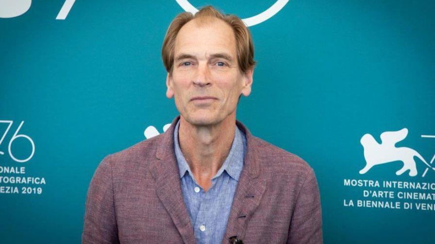 Actor Julian Sands lleva 11 días desaparecido; su familia emite un comunicado