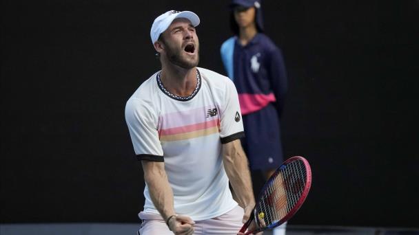 Paul avanza a semis tras duelo estadounidense en Melbourne