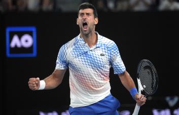 Djokovic dice tener un extra de determinación este año en Australia
