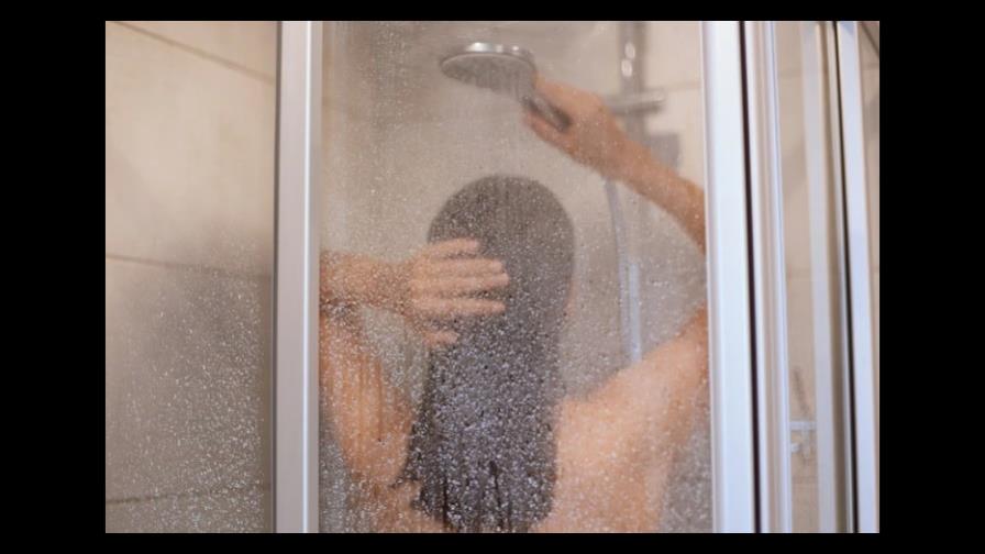 Por qué es mejor bañarse con agua fría