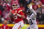 Mahomes entrena con Chiefs sin límites pese a lesión