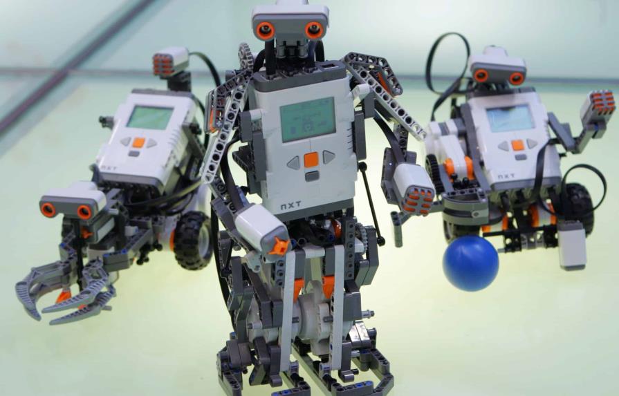 Diseñan minirobots capaces de licuarse y recuperar la forma