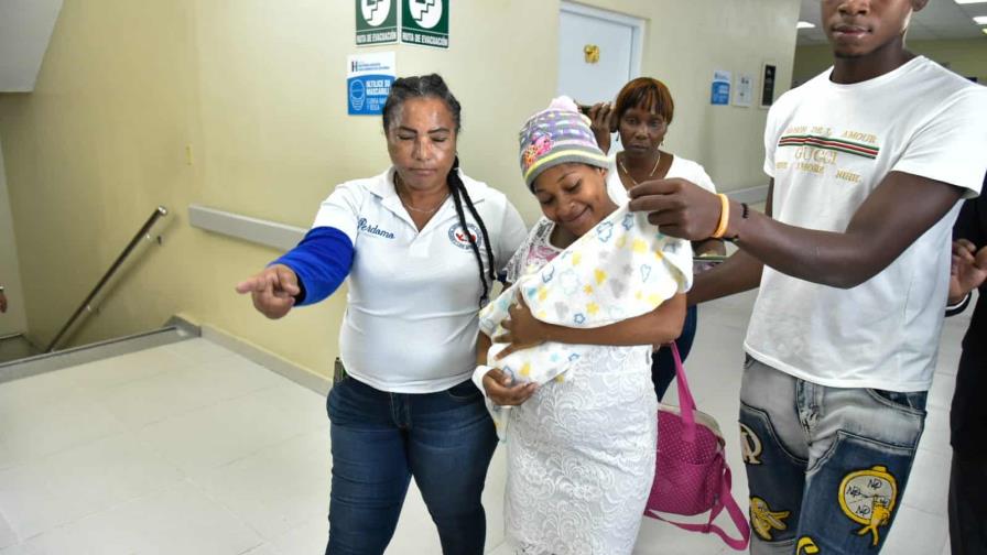 Llega la paz a los padres de la niña raptada en la Maternidad de Los Mina Llega la paz a los padres de la niña raptada en la Maternidad de Los Mina