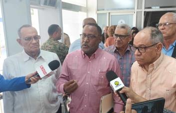 Empresarios piden tiempo para conocer propuesta de alza salarial de sindicatos