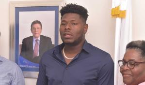 Pitcher Neris pondera torneo de b&eacute;isbol RBI de Villa Altagracia