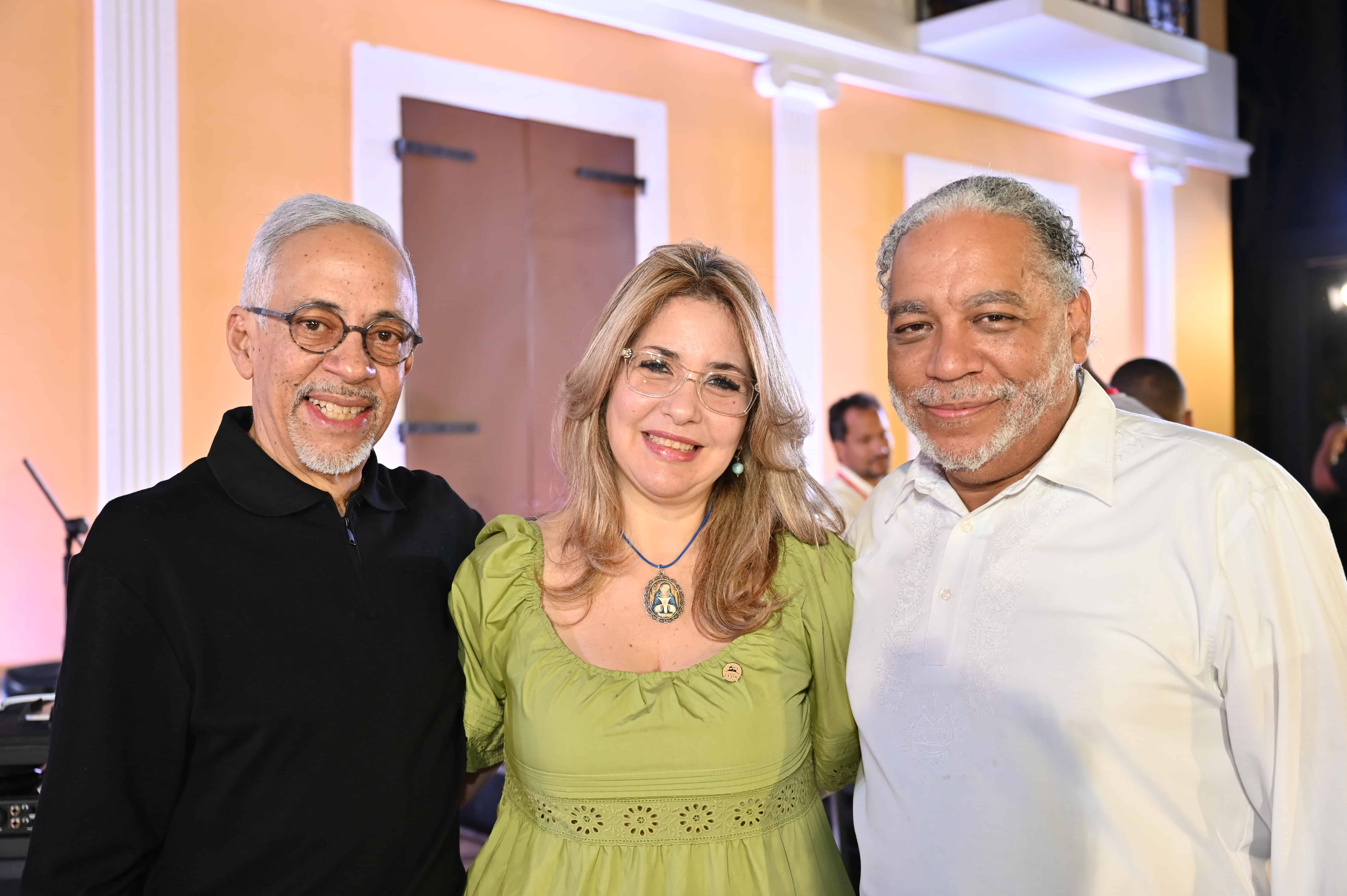 Jochy Sánchez, María Luisa Asilis y Rafelito Mirabal.