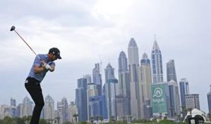 Reed saca ventaja ante McIlroy tras retraso en Dub&aacute;i