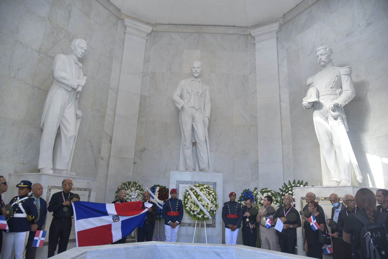 Militares Constitucionalistas en el Altar de la Patria <br>